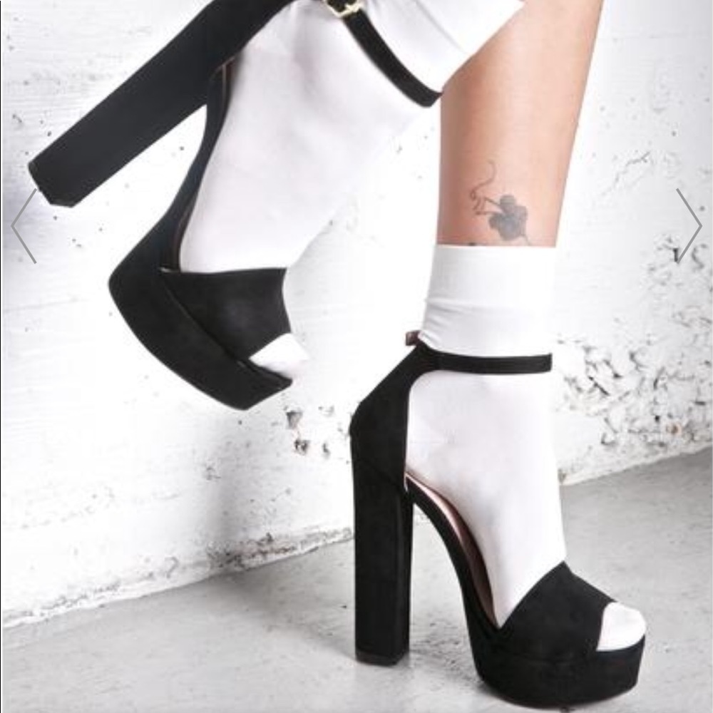 CHINESE LAUNDRY SMOKE AVENUE PLATFORM HEELS